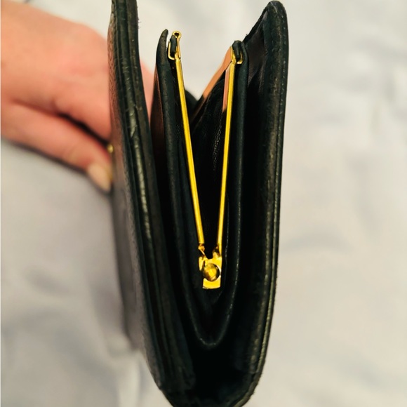 🌙CHANEL Timeless CC Caviar long Wallet ~ 7 x 4, pre-loved, Authentic - Picture 5 of 16